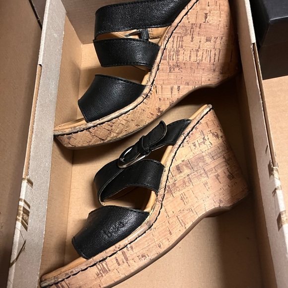 Born wedge sandal size 6 perfect condition - Picture 2 of 6